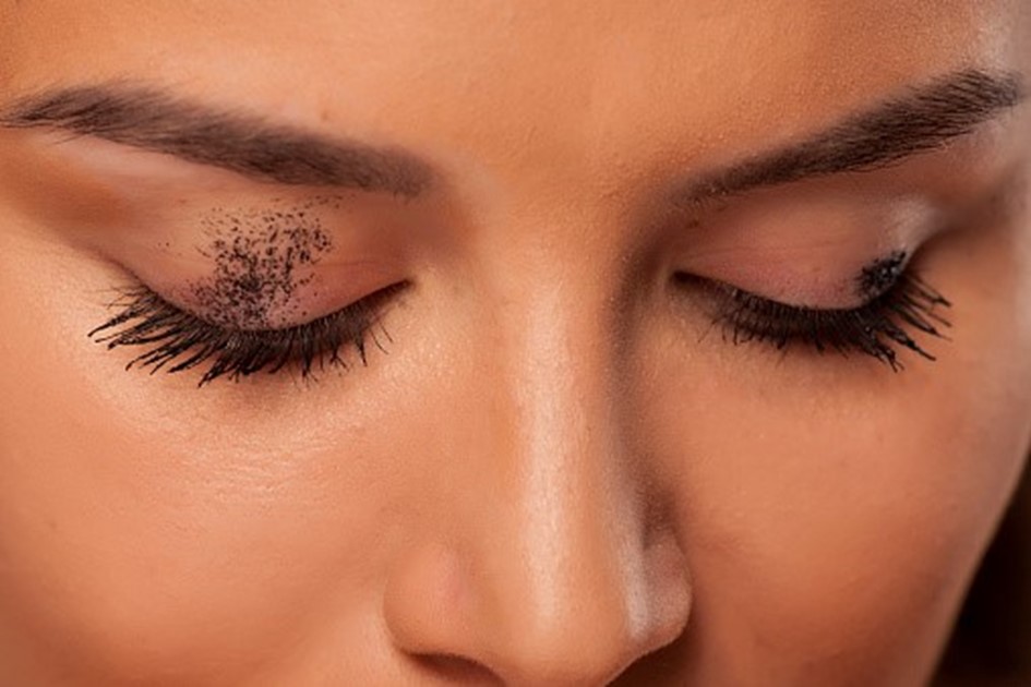 Dirty lashes