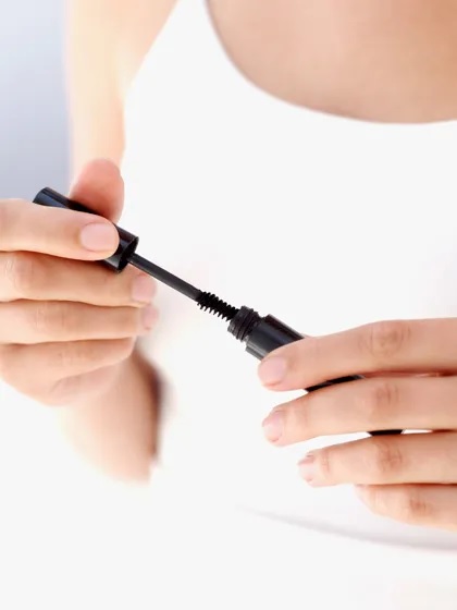 how to fix dry mascara